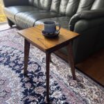 サイドテーブル